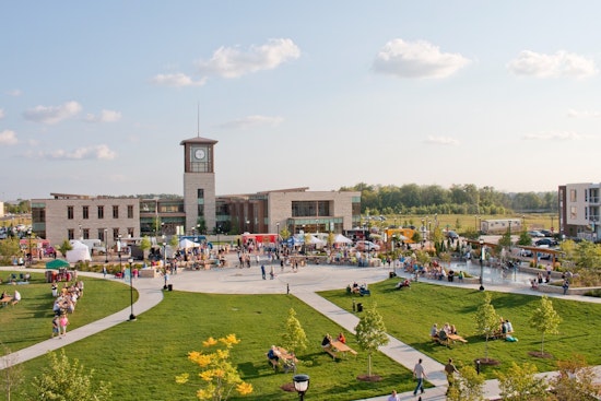 Oak Creek Celebrates Decade of Growth, Invites Residents to Share Memories of City's Evolution