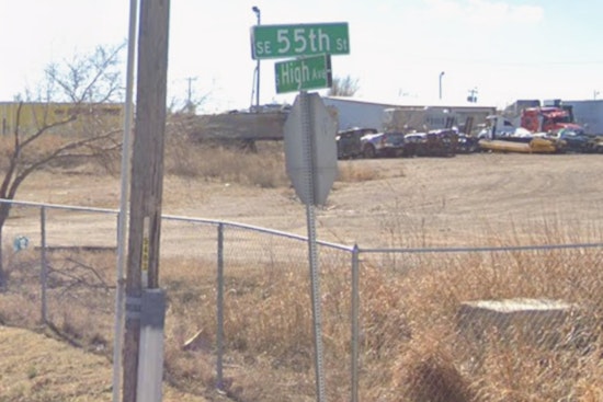 Oklahoma City Firefighters Quell Blaze at Recycling Center Near I-35