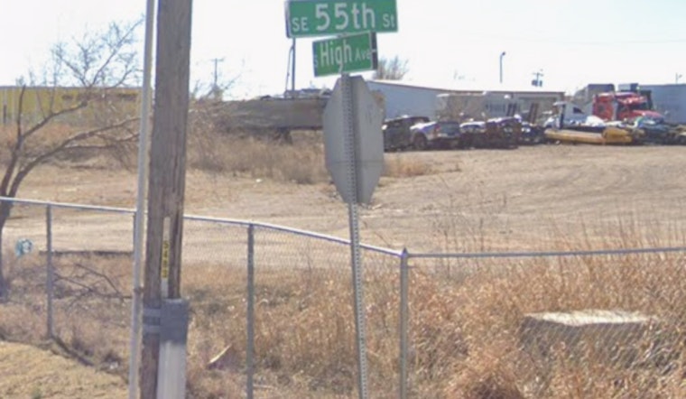 Oklahoma City Firefighters Quell Blaze at Recycling Center Near I-35