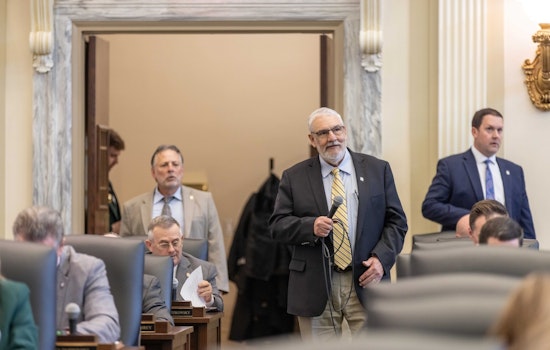 Oklahoma Lawmakers to Review Bills Extending Liability Shield for Gun Manufacturers and Easing Raw Milk Sales Regulations