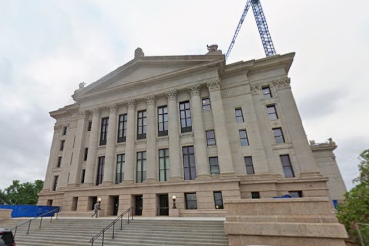 Oklahoma Ramps Up Response Efforts as Winter Storm Approaches, Governor Stitt Prioritizes Safety and Essential Services