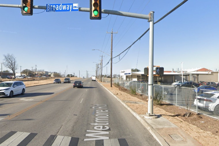 One Dead, Three Critically Injured in Crash Involving Minivan and 18-Wheeler Near San Antonio International Airport