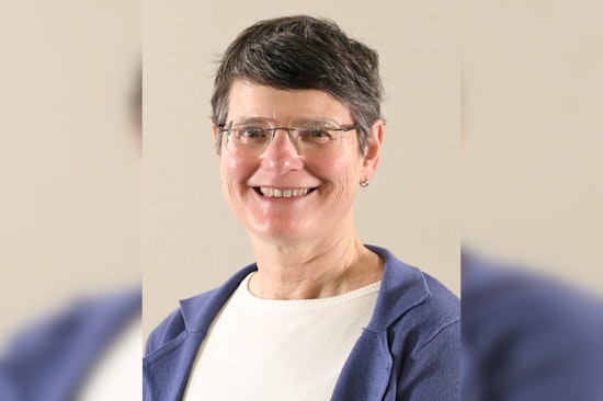 Oregon State Treasurer Elizabeth Steiner Celebrates Year of Fiscal Success and Green Initiatives