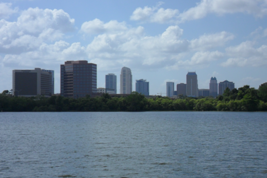 Orlando to Enjoy Warm Weekend with Mid-70s Highs Before Front Brings Possible Showers