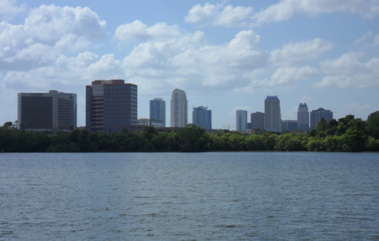 Orlando to Enjoy Warm Weekend with Mid-70s Highs Before Front Brings Possible Showers