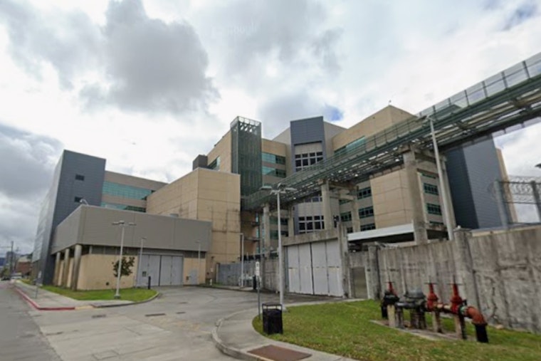 Orleans Parish Deputy Cuffed After Brutal Jailhouse Shove