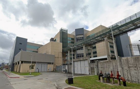 Orleans Parish Deputy Cuffed After Brutal Jailhouse Shove