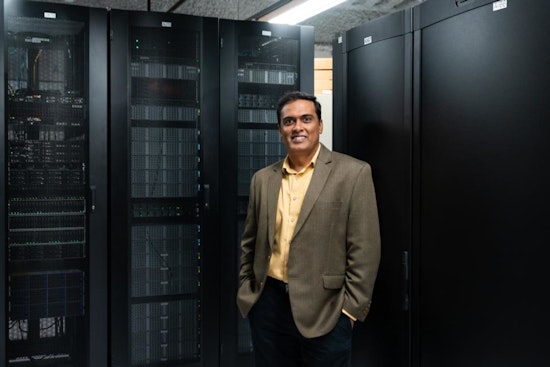 ORNL's Giri Prakash Elevated to Prestigious IEEE Senior Member Status for Data System Expertise
