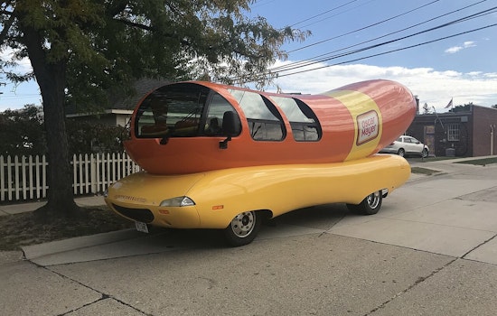 Oscar Mayer's Wienie 500 Returns to Indianapolis with Wienermobile Racing Spectacle Ahead of Indy 500