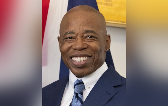 Outgoing NYC Mayor Eric Adams Vetoes 19 City Council Bills in Last-Day Legislative Standoff