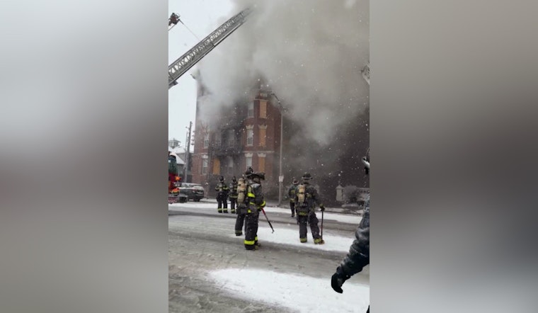 Over 100 Firefighters Battle Four-Alarm Blaze at St. Louis Apartment Building