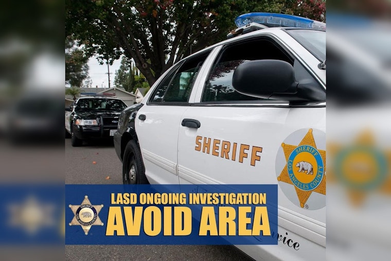 Palmdale Pedestrian in Critical Condition After Collision, LASD Urges Alternate Routes Due to Traffic Investigation