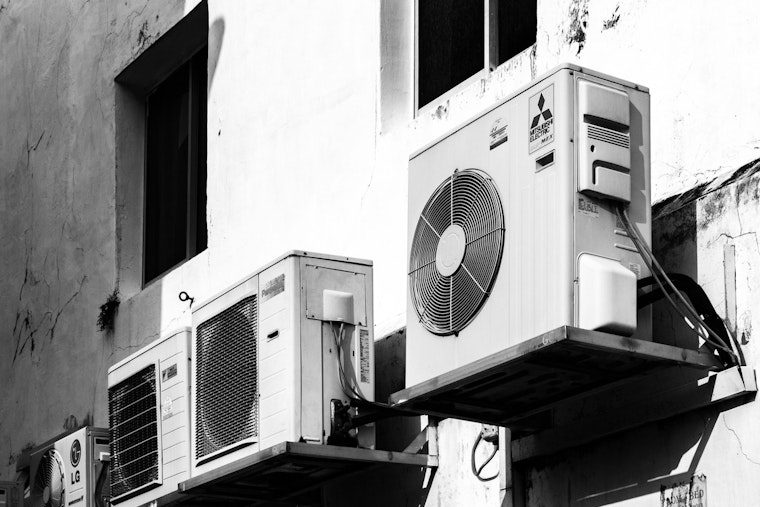 Park Forest Tenants Forced Out After Frigid Apartment Building Is Condemned