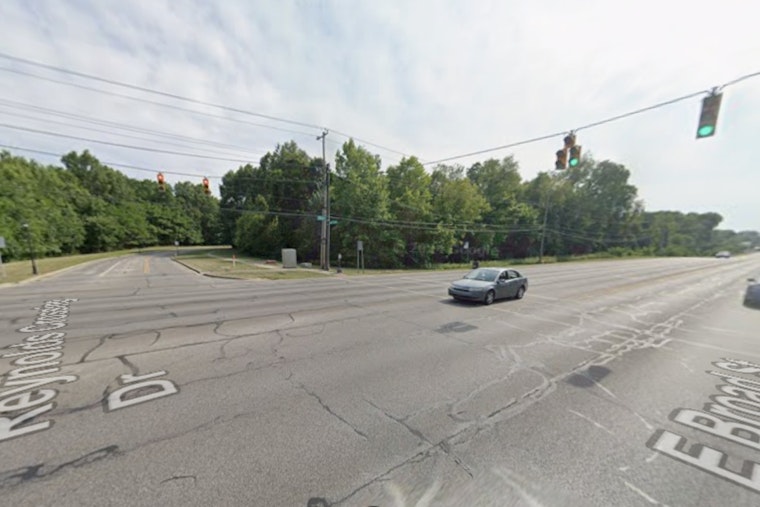 Pedestrian Fatally Struck by Vehicle at East Broad Street in Columbus, Police Seek Witnesses
