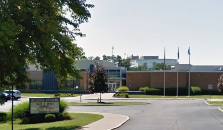 Phil Santoro Amplifies Support for Young Entrepreneurs With Initiatives at Madeira High School and Lindner College of Business