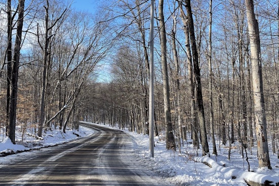 Philadelphia Rings in New Year with Snow Showers and Brisk Winds, Warmer Weather Ahead