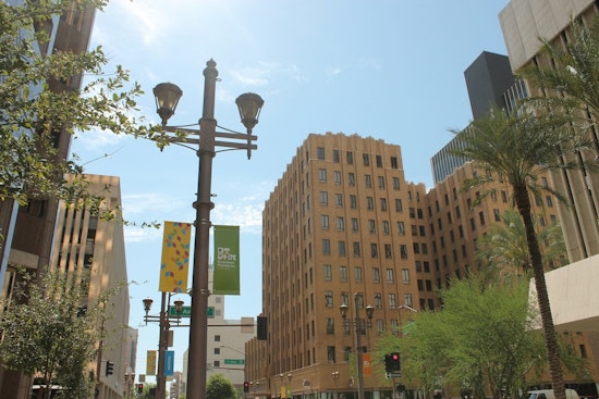 Phoenix to Experience Mostly Cloudy Skies with Clearing Weekend Ahead, Mild Temperatures Persist