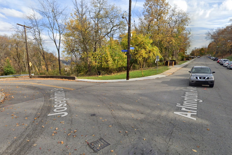 Pittsburgh Police Officer Injured in South Side Slopes Crash During Suspect Search