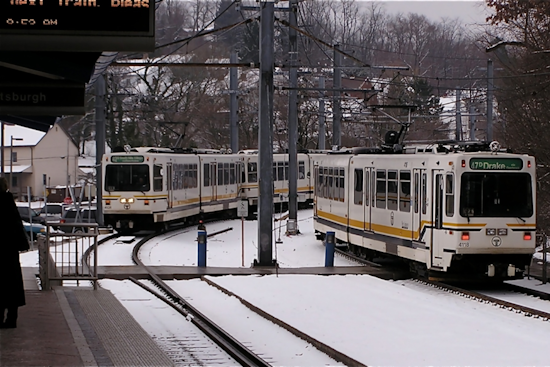 Pittsburgh Rail Services Disrupted by Power Line Failure, Limited Shuttle Buses Deployed Amid Frigid Temperatures