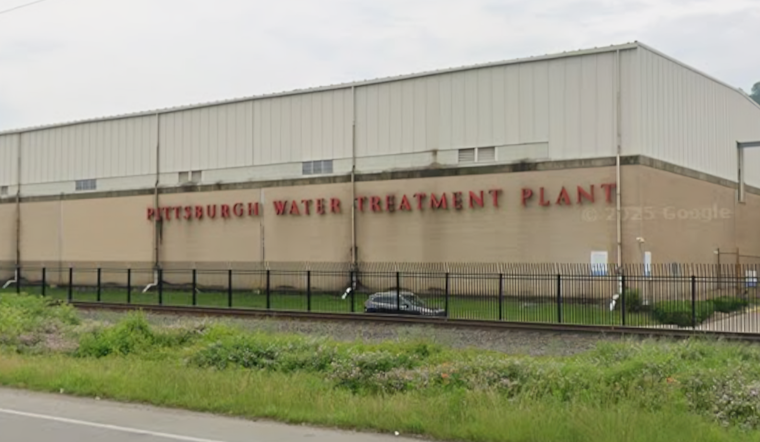 Pittsburgh Water Treatment Plant Battles Ice Blockages on Allegheny River, Service Continues Amid Potential Disruptions