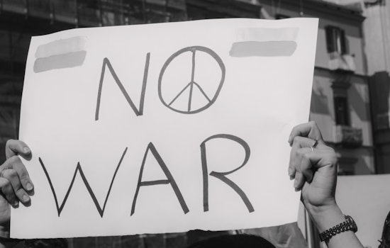 Portland Erupts in Protest Over Trump's Shocking Military Strike and Maduro Capture in Venezuela!