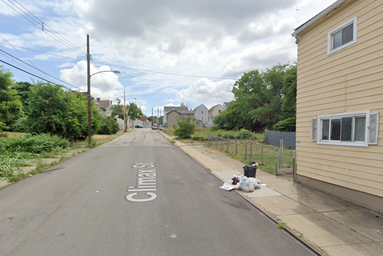 Postal Worker Robbed in Pittsburgh's Beltzhoover Neighborhood, Suspect At Large