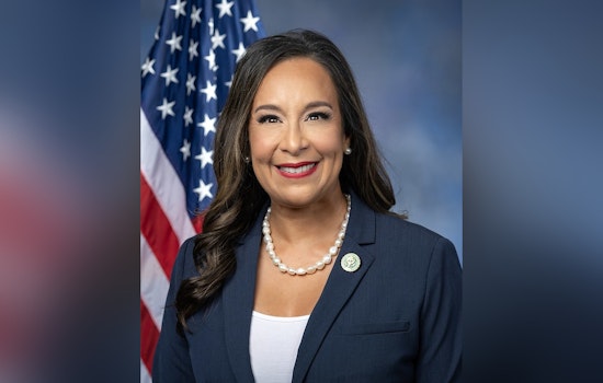 Raids Leave South Texas Job Sites Empty As McAllen Rep Floats Migrant Builder Visa