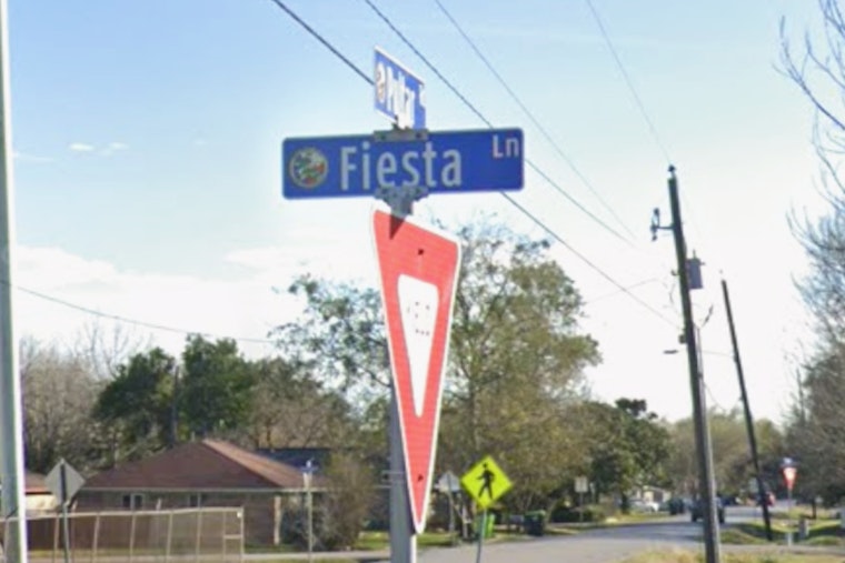 Richmond Fiesta Lane Block Turns Chaotic As Cops Trade Shots With Suspect