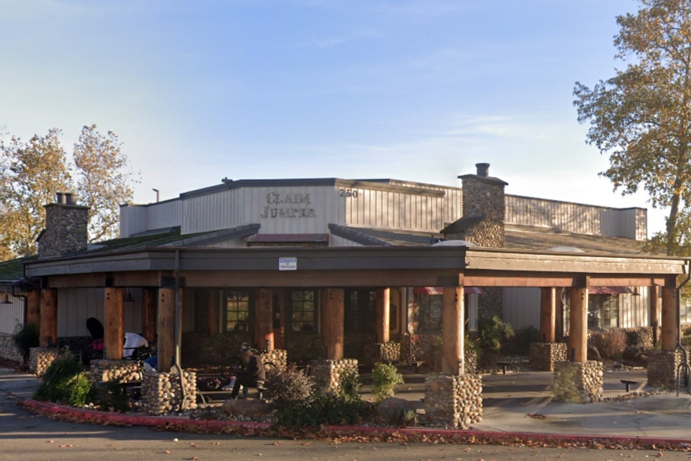 Long-Empty Roseville Claim Jumper Getting All-You-Can-Eat Makeover