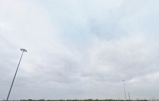 San Antonio Braces for Morning Showers as Sunshine Takes Over, with a Mild Week Ahead