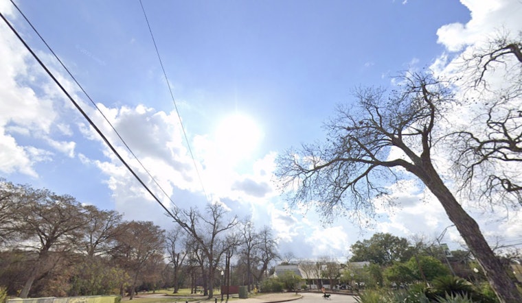 San Antonio's Week Ahead: Comfortable Days and Cool Nights, with a Chance of Showers Midweek