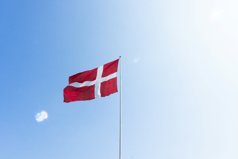 Satirical Petition for Denmark to Buy California Racks Up Signatures in Parody Response to Trump's Greenland Interest