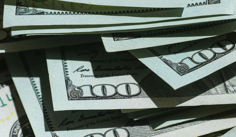 Scammers Fleece Texans For $636 Million In 2024 Investment Cons