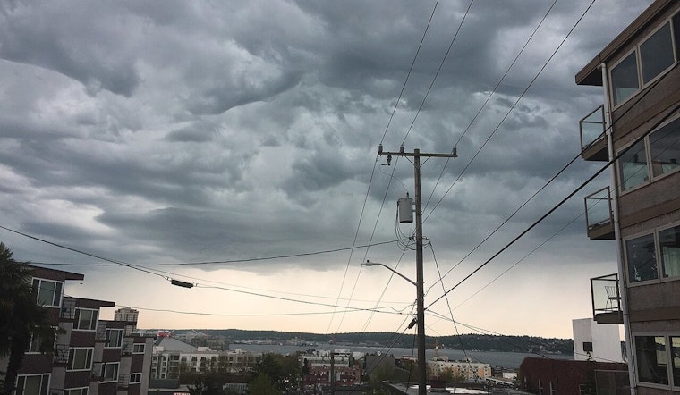 Seattle Braces for Continuous Rain and Flood Risks, NWS Advises Vigilance Near Riverbanks