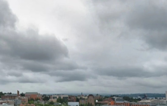 Seattle Braces for Typical Cloudy and Damp Week with Rain and Light Snow Expected