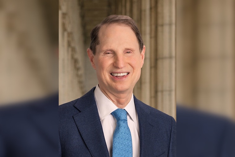 Senator Wyden Proposes SERVE Act to Ban Presidents from Naming Federal Buildings After Themselves
