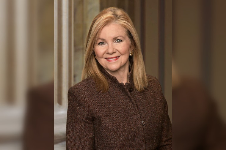 Senators Introduce "Fraud Accountability Act" to Deport Immigrants Convicted of Fraud, Following Minnesota Allegations