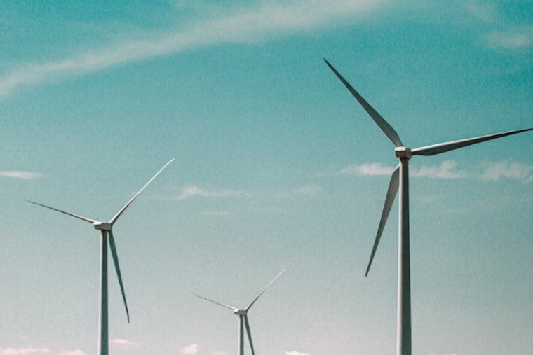 SmartestEnergy Plants Houston Flag as ERCOT Power Fight Heats Up