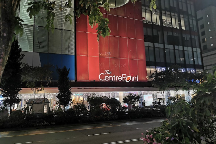 South Loop Nightmare As CenterPoint Worker Dies In I-610 Rig Wreck