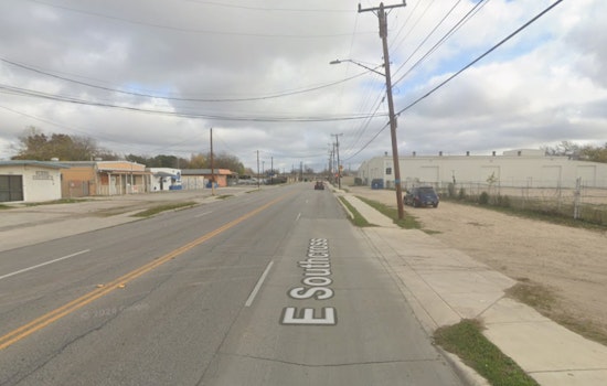 South Side Carjacking Leaves 22-Year-Old Bloodied And Stranded