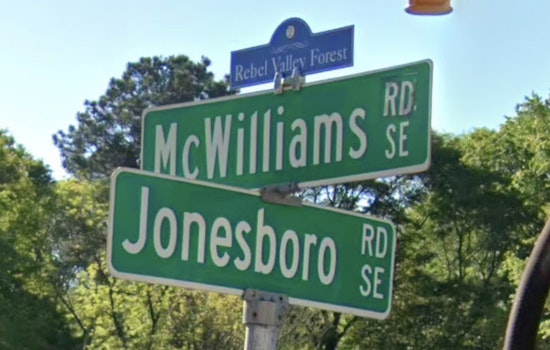 Southeast Atlanta Robbery Attempt Results in Shooting, Victim in Stable Condition, Suspect Still at Large