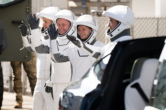 SpaceX Crew-11 Mission Ends with Successful Pacific Splashdown After 5 Months in Space