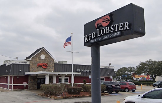 Spencer Highway Snags Saucy New Seafood Spot As Juicy Crab Eyes Spring Debut