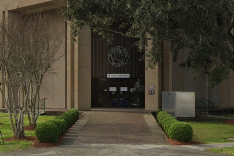 St. Charles Parish Council to Deliberate on Canal Cleaning Contract and Parking Restriction Ordinances in January Meeting