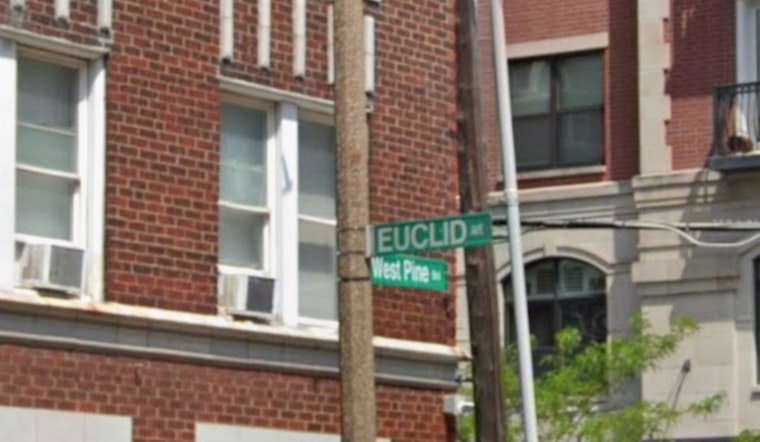 St. Louis Police Monitor Growing Demonstration, Urge Public to Anticipate Traffic Delays in W. Pine and N. Euclid Area