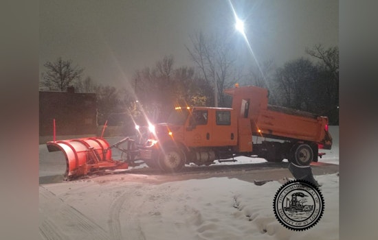 St. Louis Street Crews Make Headway in Snow Cleanup as City Calls for Neighborly Assistance