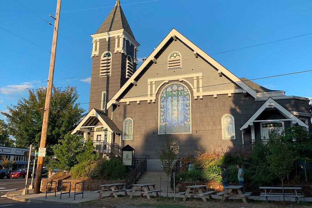 Steeplejack Burger Bar Set To Shake Up Manzanita’s Laneda Strip