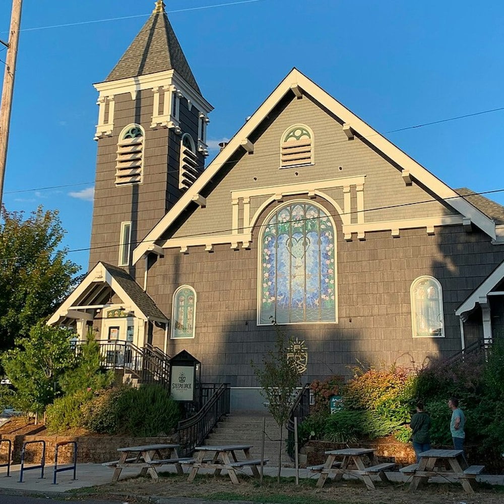 Steeplejack Burger Bar Set To Shake Up Manzanita’s Laneda Strip