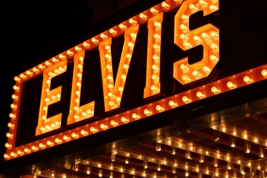 Paramount Theater Hosts Anthony Shore in Rock 'n' Roll Tribute Show in Blaine