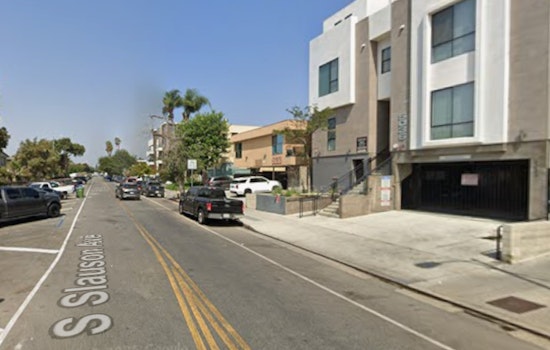 Swift Response by LAFD Extinguishes Apartment Fire in Del Rey, Los Angeles With No Injuries Reported